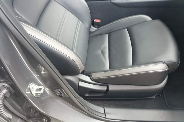 Used Nissan Sylphy 2025 1.6L CVT Genuine Edition Right Front Seat