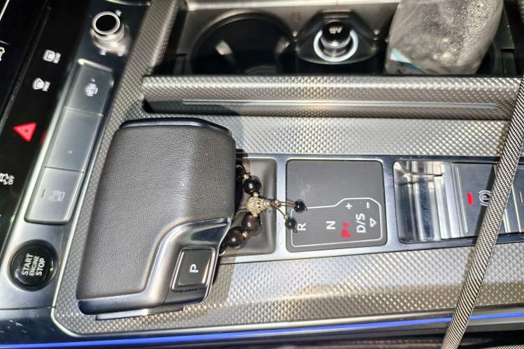 Used Audi A6L 2023 45 TFSI Prestige Dynamic Edition Gear Lever