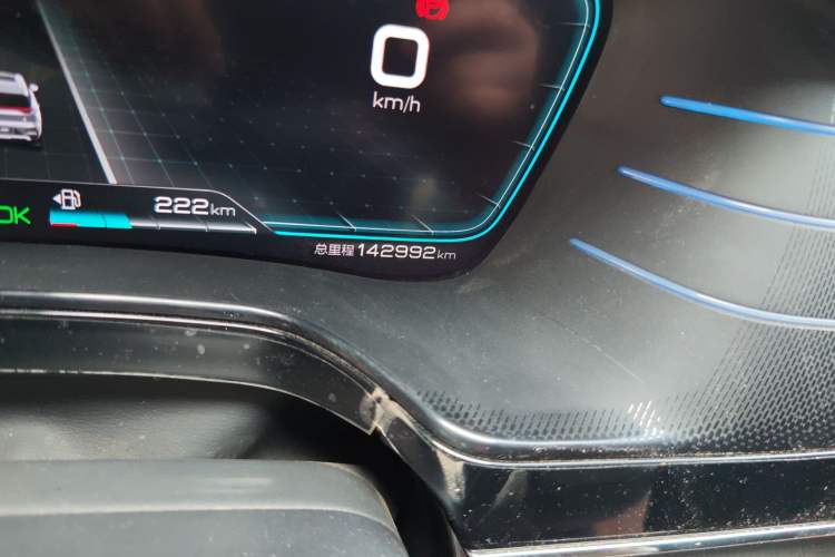 Used BYD Tang New Energy 2021 DM 2.0T Four-Wheel Drive High-Performance Flagship Model Odometer Close Up