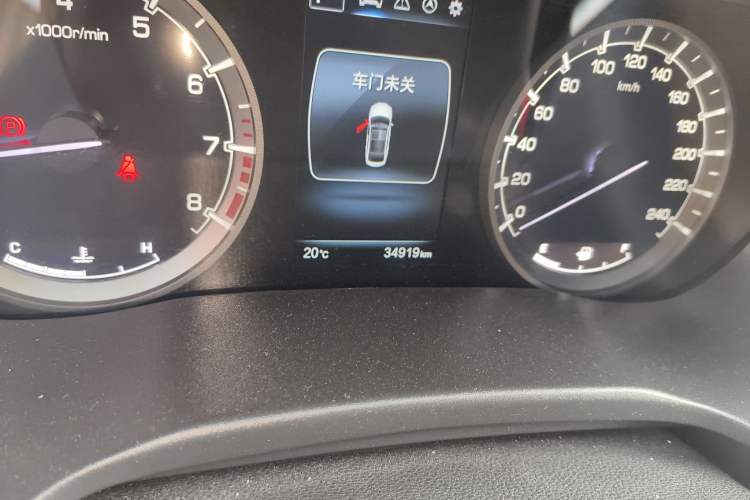 Used CHANGAN Raeton CC 2018 1.5T Automatic Haoya Model China V Standard Odometer Close Up