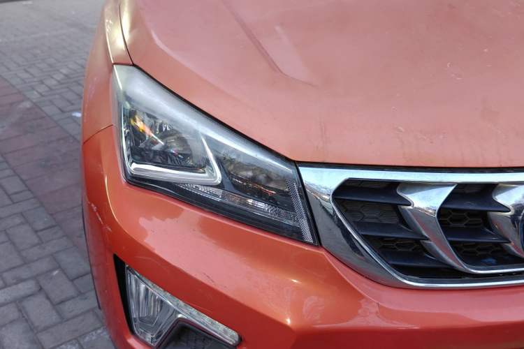 Used CHANGAN CS15 2016 1.5L Manual Fashion Edition