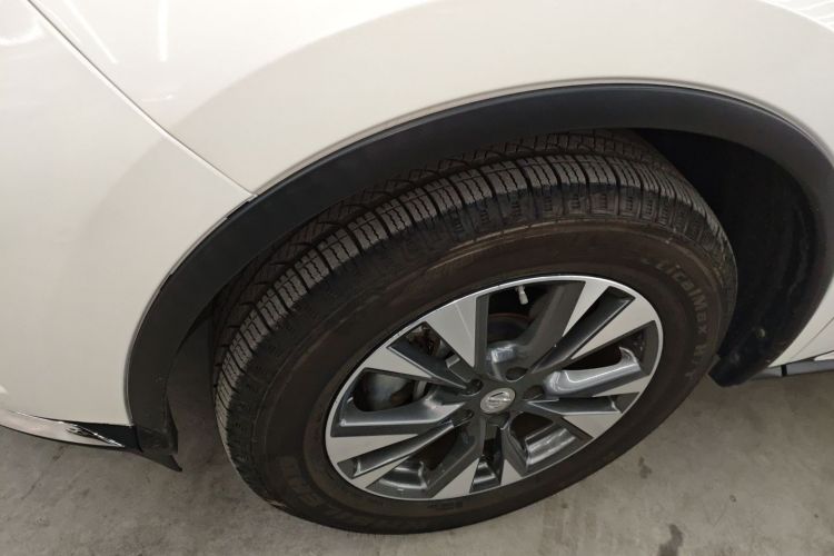 Used Nissan Murano 2021 2.5L XL Two-Wheel Drive Smart Connect Luxury Edition
