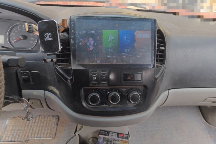 Used FORTHING Lingzhi 2017 Restyled M3L 1.6L 7-Seater Comfort Version
