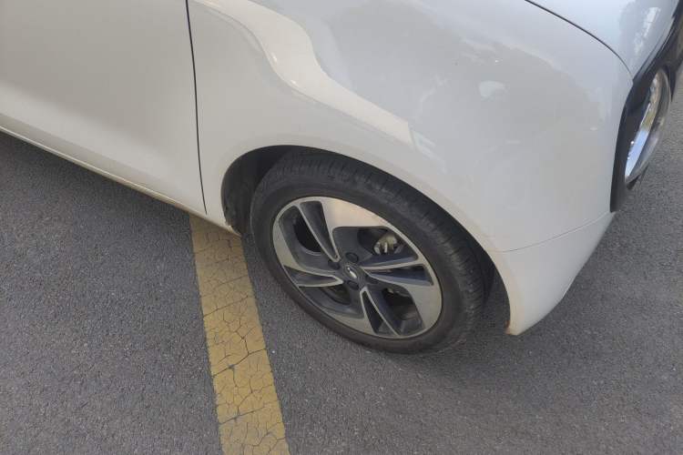 Used ORA Black Cat 2022 351 km Range Comfort Version Ternary Lithium Right Front Wheel Hub