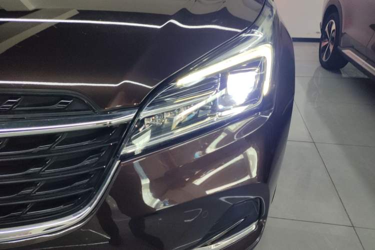 Used Buick Envision 2020 20T Two-Wheel Drive Luxury Model