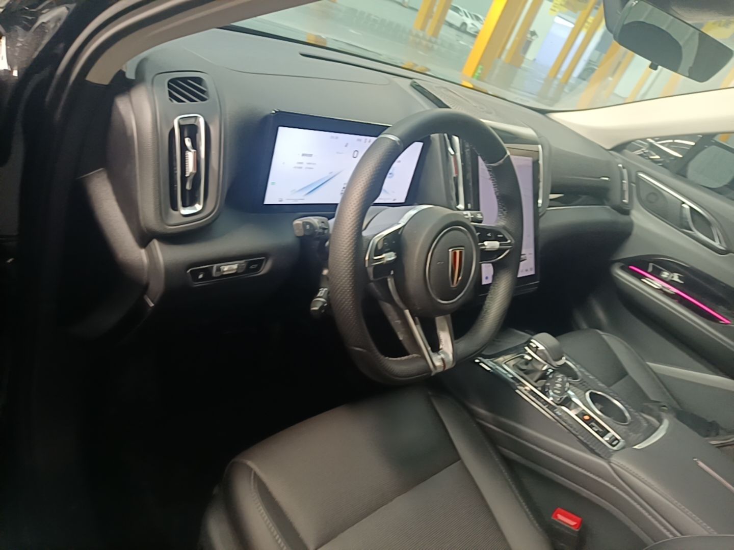 Hongqi HS3 PHEV 2025 Model 125km Jingwei 2 Millionth Anniversary Edition — снимка 12