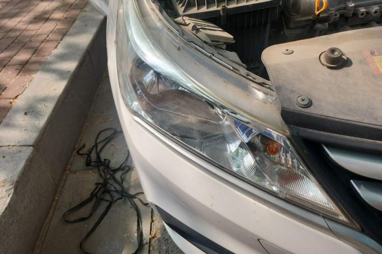 Used Baojun 310 2016 1.2L manual Comfort trim level Right Front Headlight