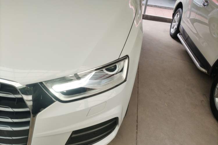 Used Audi Q3 2017 30 TFSI Fashion Model
