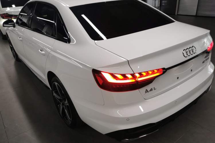 Used Audi A4L 2024 40 TFSI Luxury Dynamic Edition
