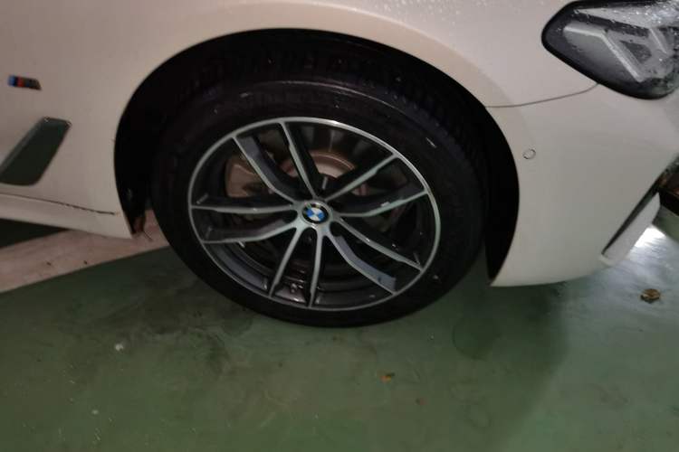 Used BMW 5 Series 2022 Restyled 525Li M Sport Package
