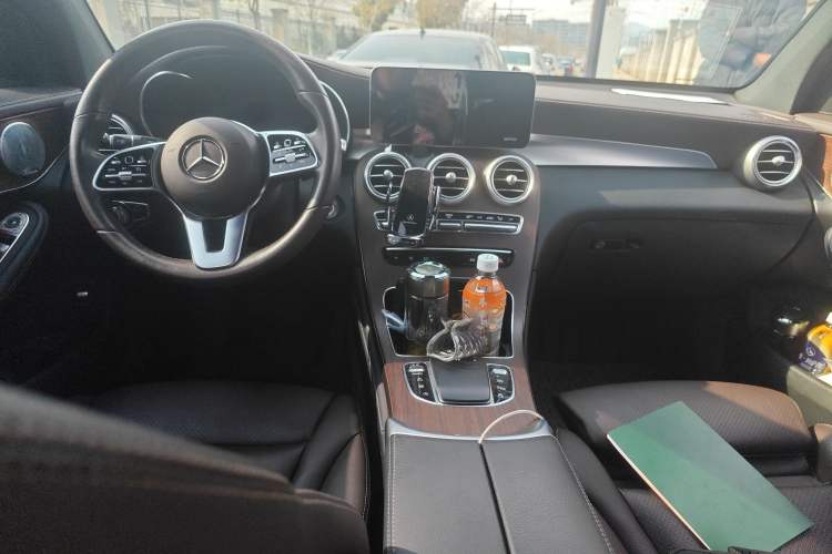 Used Mercedes-Benz GLC 2021 GLC 300 L 4MATIC Dynamic Model