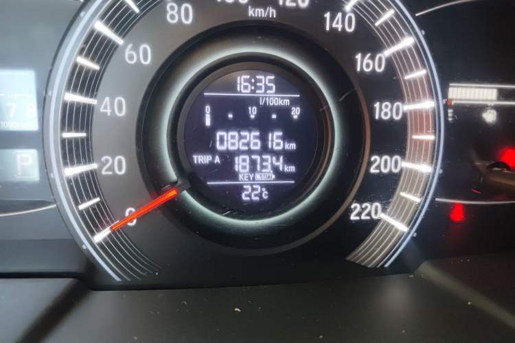 Used Honda Odyssey 2015 Updated Version 2.4L Smart Edition Odometer Close Up