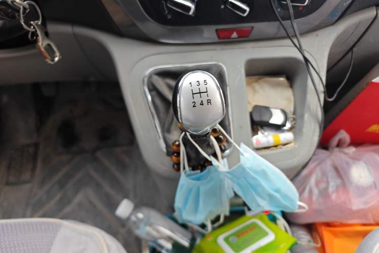 Used JAC Refine M3 2015 Maker Edition 1.6L Luxury Version Gear Lever