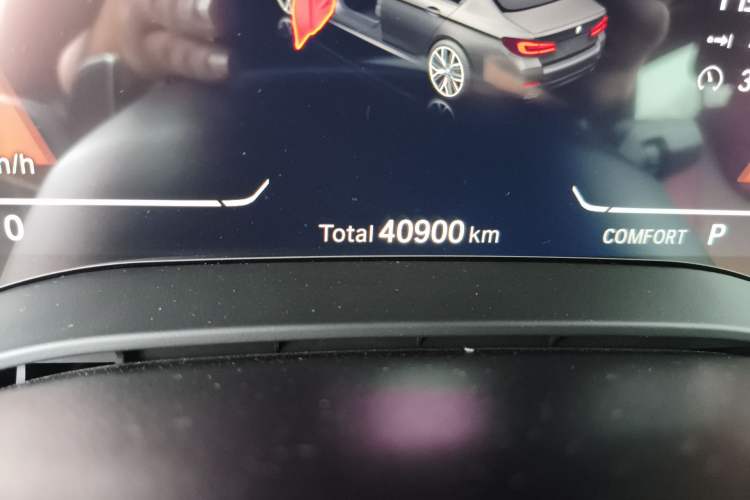 Used BMW 5 Series 2023 530Li Leading Model M Sport Package Odometer Close Up