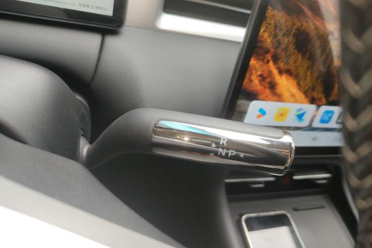 Used Landian E5 PLUS 2025 165 km Long-Range Version PLUS 7-Seater