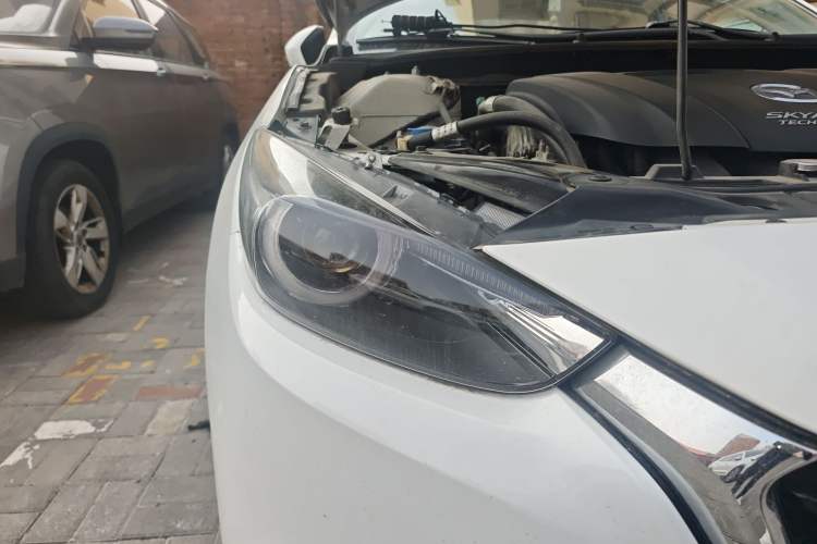 Used Mazda 3 Axela 2017 Sedan 2.0L Automatic Prestige Model China V Standard
