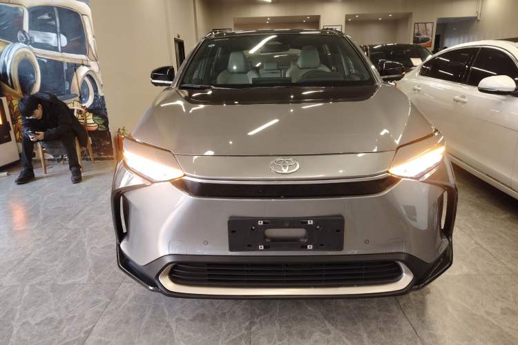 Used Toyota FAW bZ4X 2022 Four-Wheel-Drive High-Performance PRO Edition