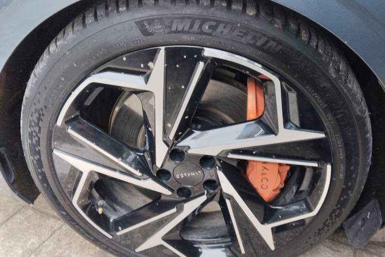 Used Lynk & Co Z10 2025 95 kWh 702 km All-Wheel Drive Intelligent Driving Ultra