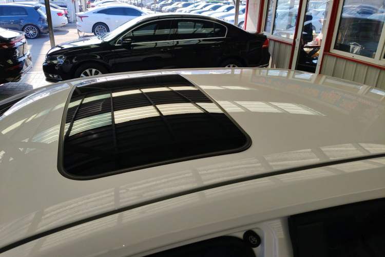 Used Toyota Levin 2023 185T CVT Luxury Edition
