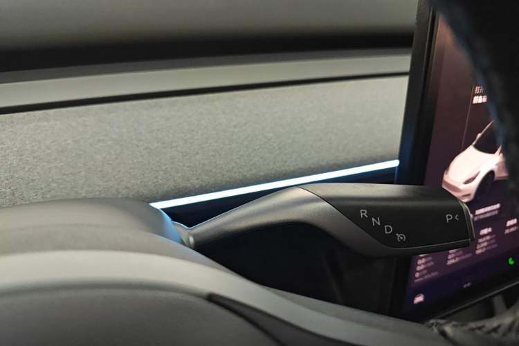 Used Tesla Model Y 2024 Rear-Wheel-Drive Version