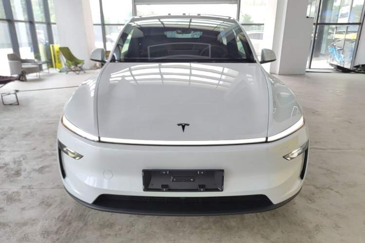 Used Tesla Model Y 2026 Rear-Drive Model