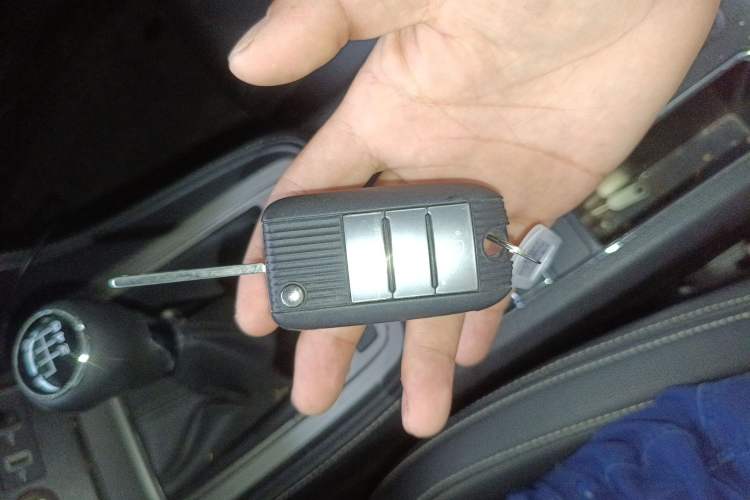 Used MG 6 2017 20T Manual Luxury Smart Connect Version China V Standard