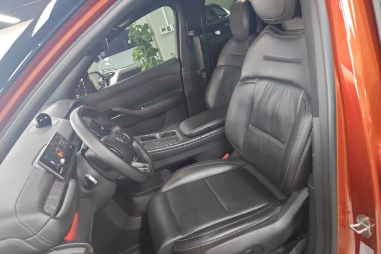 Used Nio ES6 2023 75 kWh Left Front Seat