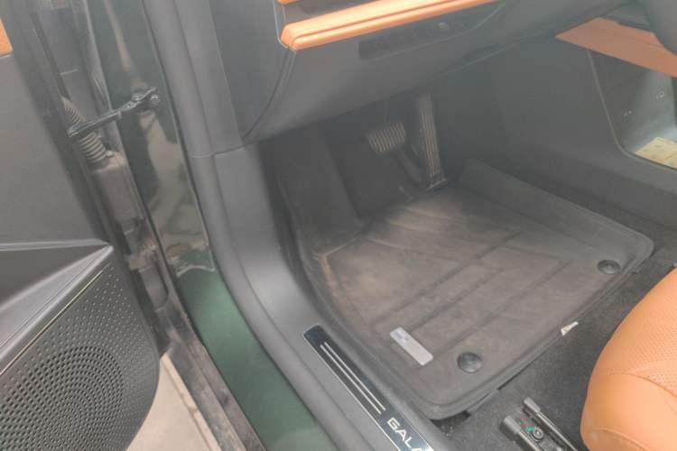 Used Geely Galaxy 8 2025 130km EM-P Starship Edition Driver Seat