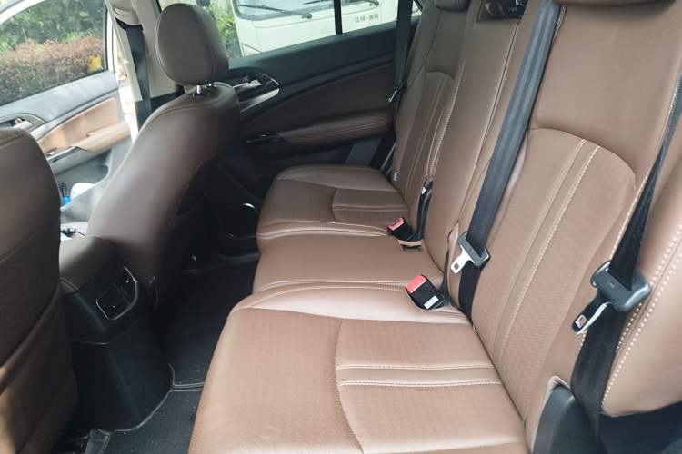 Used BYD S7 2016 2.0T Automatic Prestige Plus
