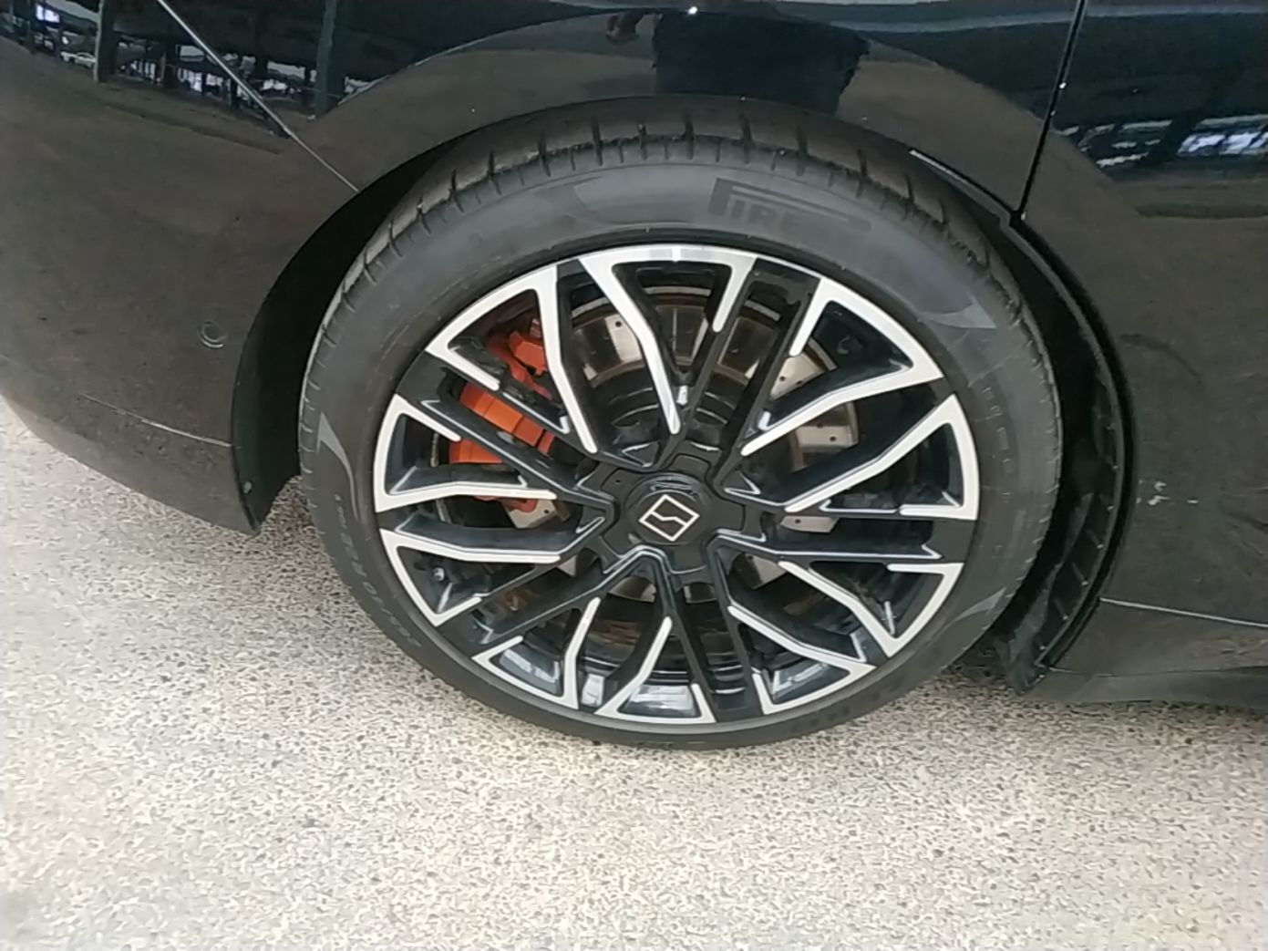 Zeekr 001 2024 YOU Edition 100 kWh All-Wheel Drive — снимка 11