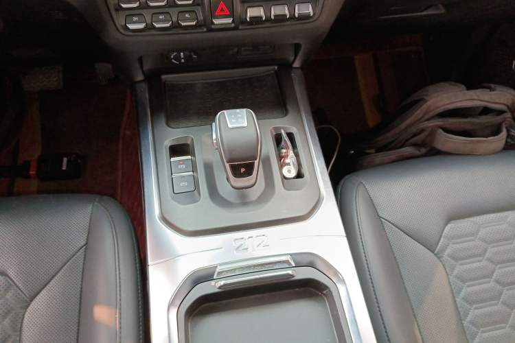 Used 212 T01 2024 2.0T Mechanic