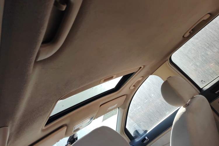 Used BAIC E Series 2013 Sedan 1.5L Manual Leshang Version