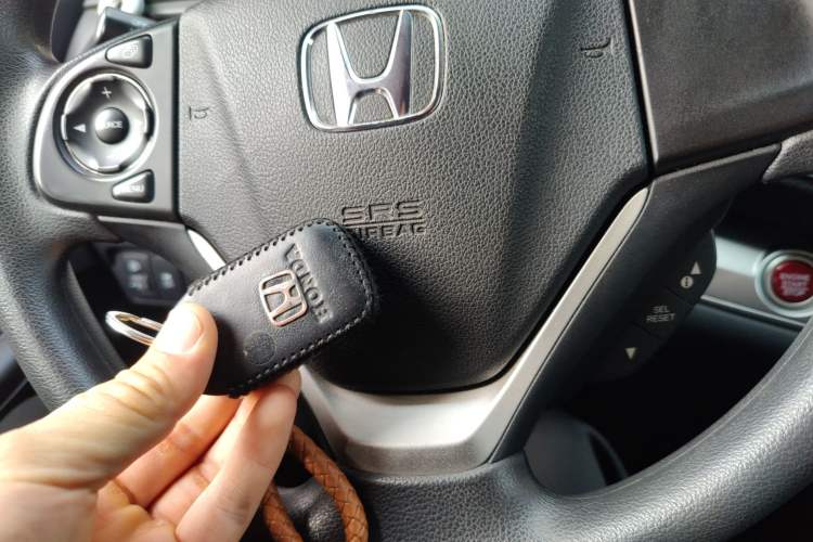 Used Honda CR-V 2015 2.0L two-wheel drive Fashion Edition
