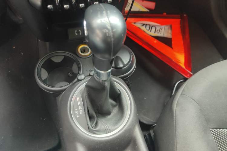 Used MINI 2011 1.6L ONE Gear Lever