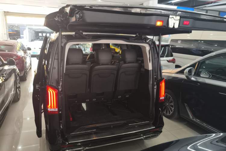 Used Mercedes-Benz V-Class 2020 V 260 Prestige Edition
