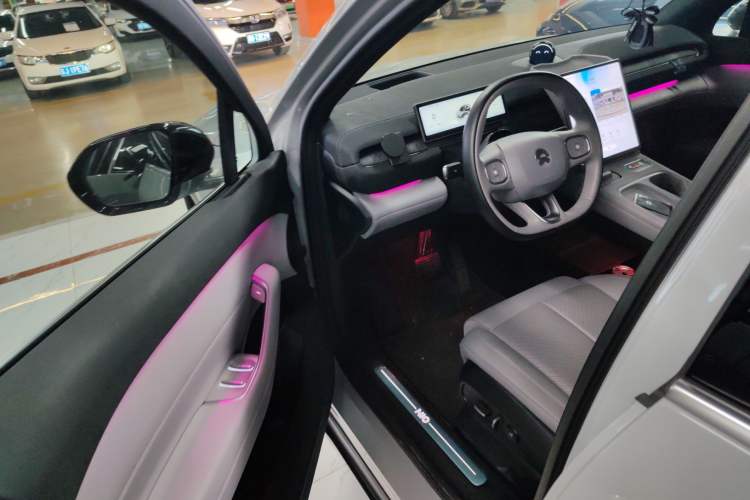 Used Nio EC6 2024 75 kWh
