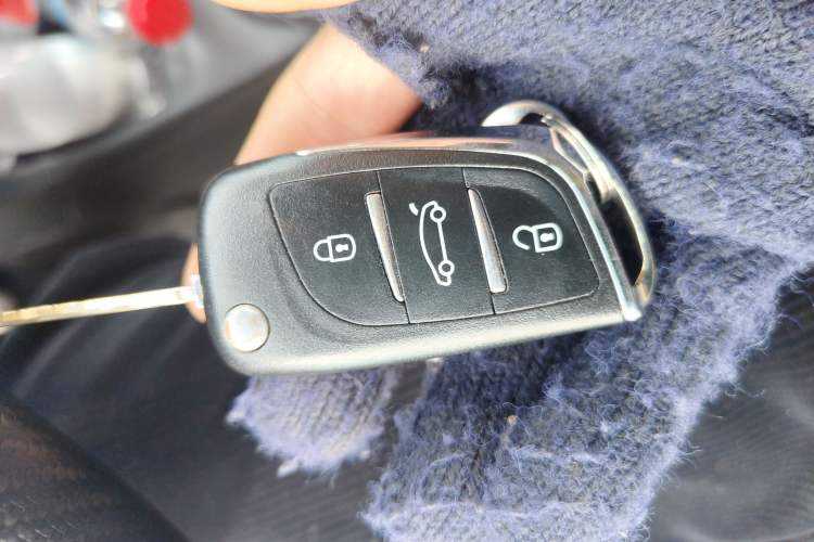 Used Suzuki Alto 2012 1.0L Manual Utility Version
