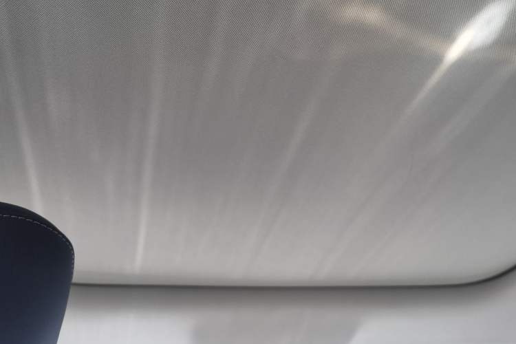 Used Dongfeng Aeolus Huge 2022 Mach Dual-Motor 1.5T MHD Dare-to-Dream Edition Headliner