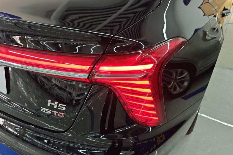 Used Hongqi H5 2024 1.5T DCT Smart Connect Flagship Edition Exterior 3