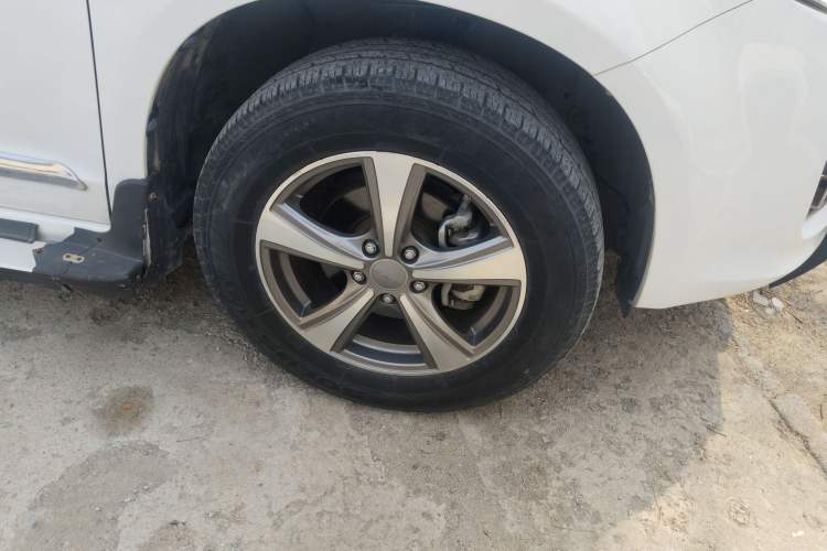 Used Haval H6 2015 Upgraded Model 1.5T Manual Two-Wheel Drive Elite Version