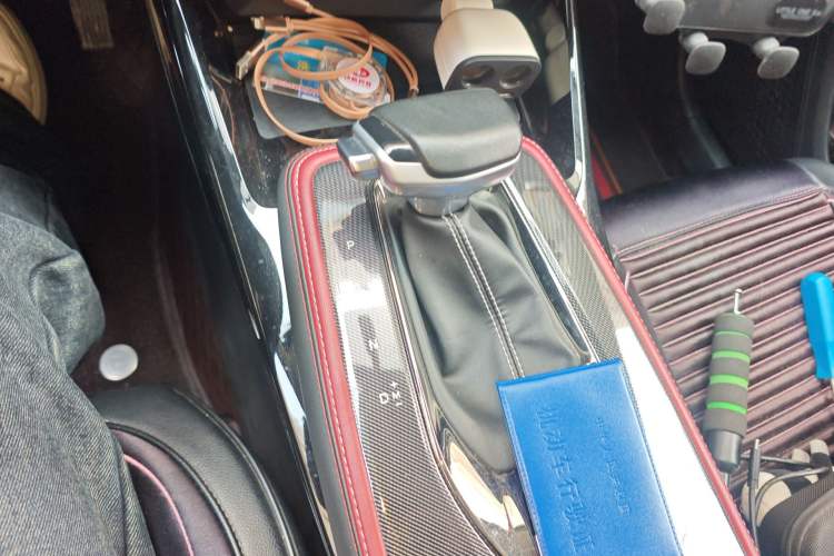 Used CHANGAN OSHAN X5 2021 1.5T DCT Prestige Edition Gear Lever