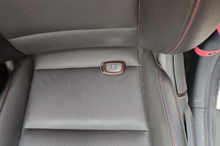 Used Hyundai Elantra (6th Generation / Lingdong) 2019 1.4T Dual-Clutch Xuan Dong · Dynamic Model