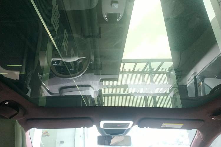 Used Zeekr X 2025 Four-Seater Rear-Drive Cube Version Headliner