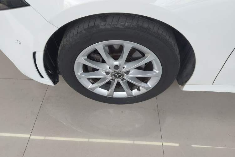 Used Mercedes-Benz A-Class 2021 A 200 L Sport Sedan Fashion Model Exterior 4