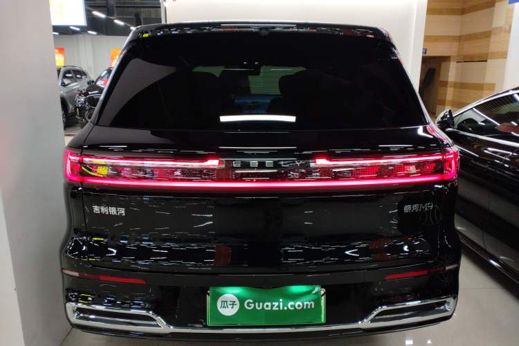 Used Geely Galaxy Galaxy M9 2025 Model 210km Four-Wheel-Drive Leading Edition
