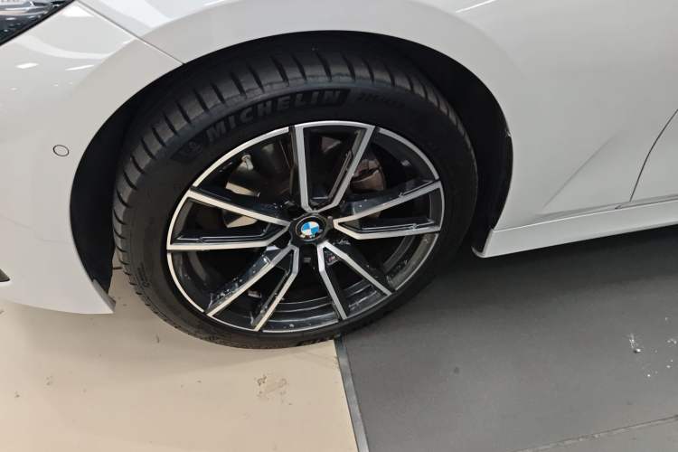 Used BMW 3 Series 2023 325Li M Sport Package