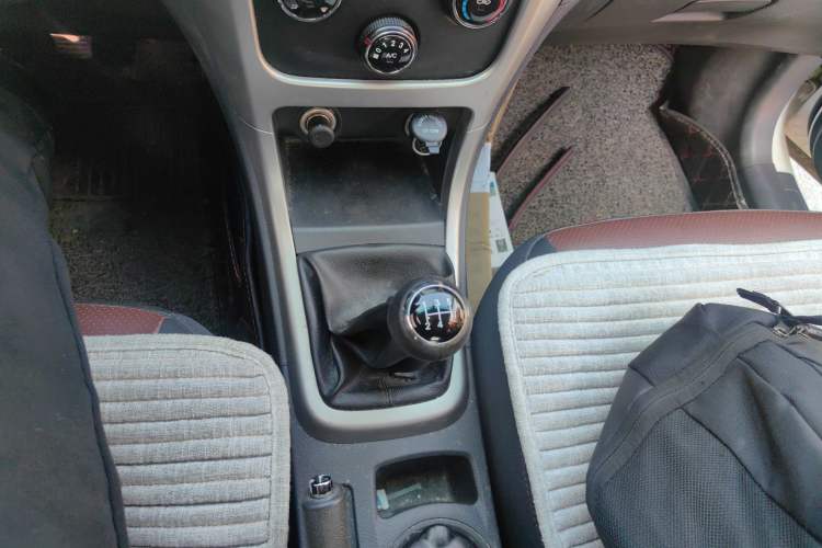 Used BYD F3 2015 Energy-Efficient Model 1.5L Manual Comfort Edition
