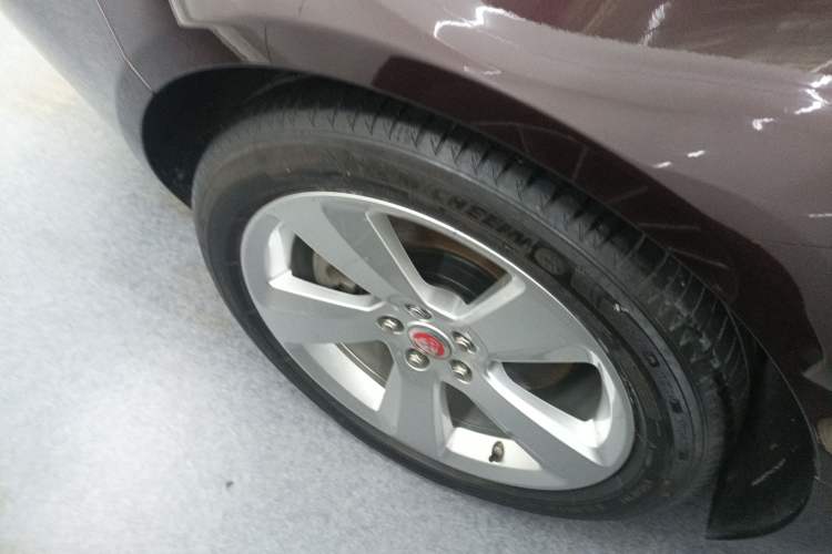 Used Jaguar XFL 2019 XFL 2.0T 200 PS Two-Wheel-Drive Elite Edition