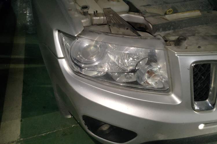 Used Jeep Compass 2011 2.0L two-wheel drive sport version