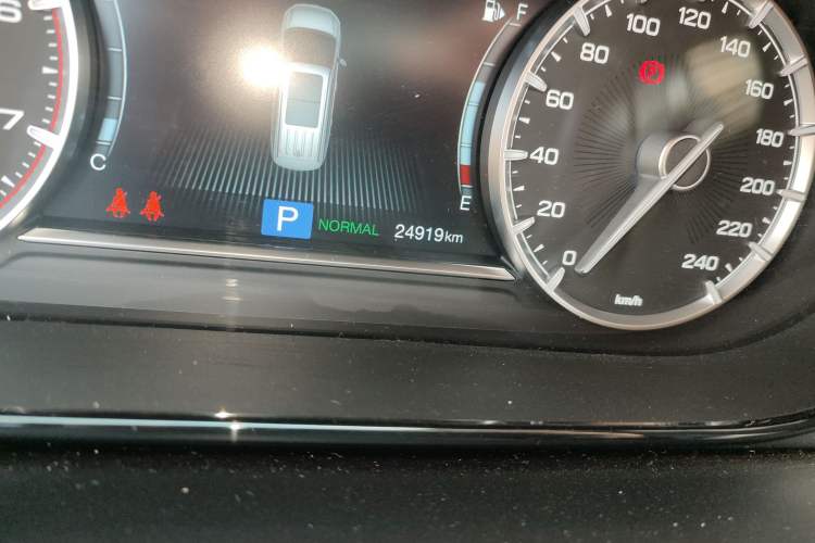 Used GAC Trumpchi M6 2021 270T DCT Luxury Edition (7-seater)
